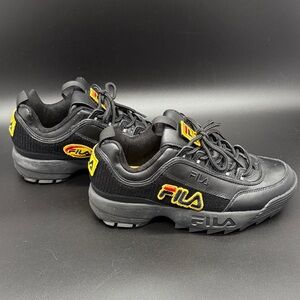 WOMENS CLASSIC FILA DISRUPTOR 2 PATCHES PREMIUM BLACK CROSS TRAINING SNEAKER